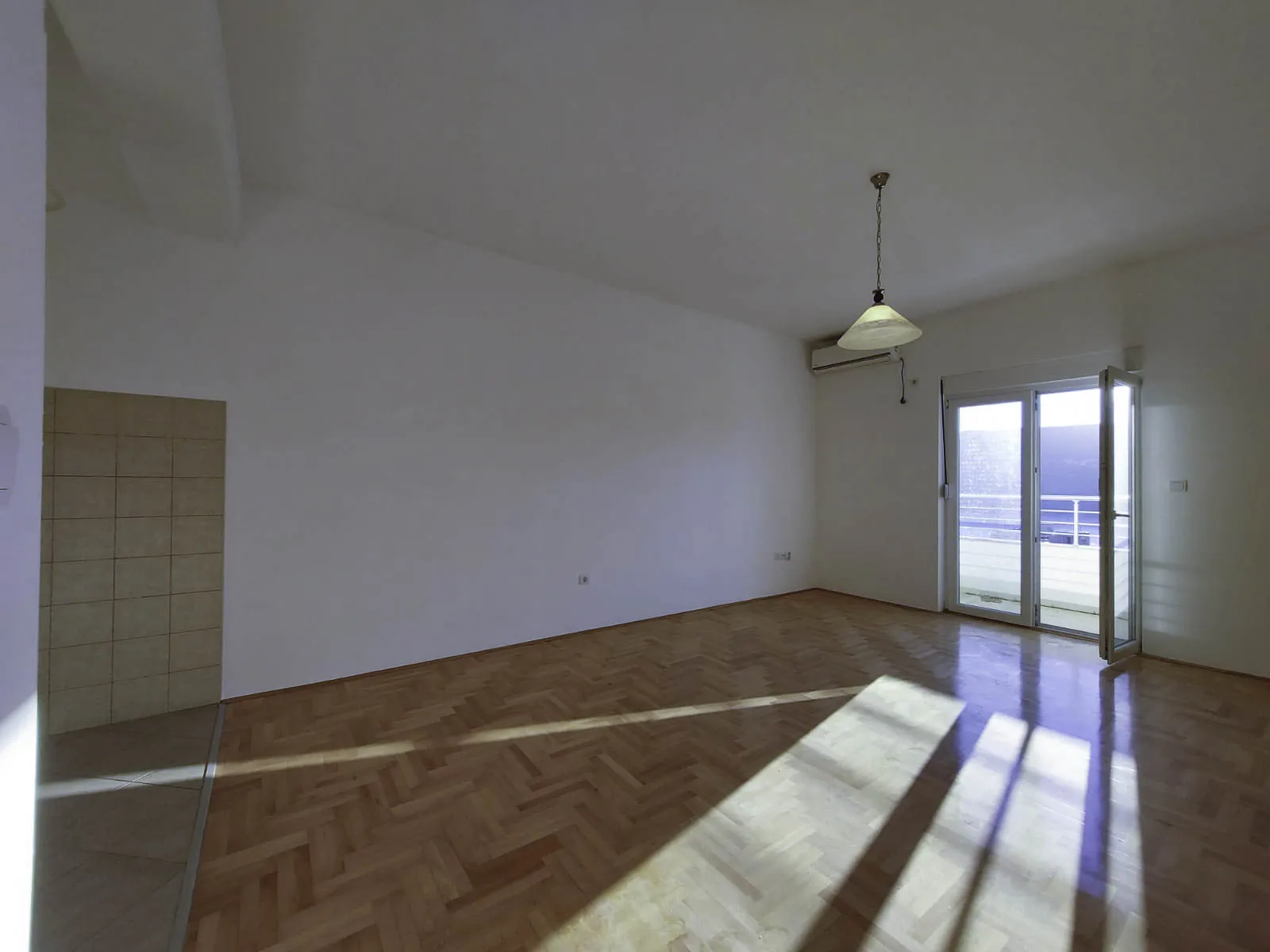 Apartment in complex with pool for Herceg Novi